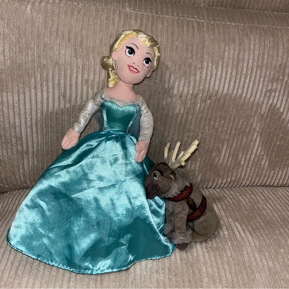 Disney frozen 16” flippable Elsa Anna plush doll 7” Sven - Picture 3 of 6